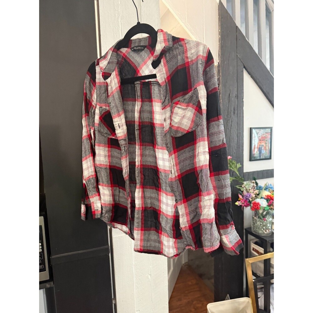 Rock and Republic - S - Plaid Button Down